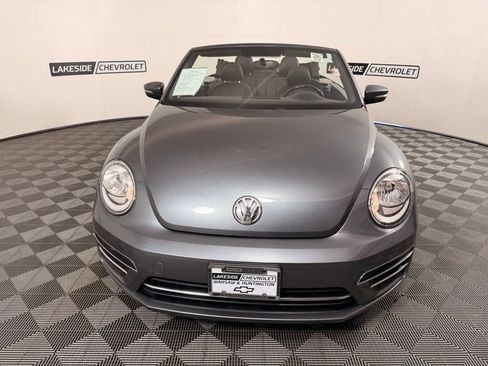 Used 2018 Volkswagen Beetle 2.0T S FWD image 46