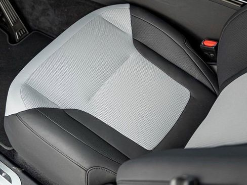 New 2026 Land Rover Range Rover Sport SV image 15