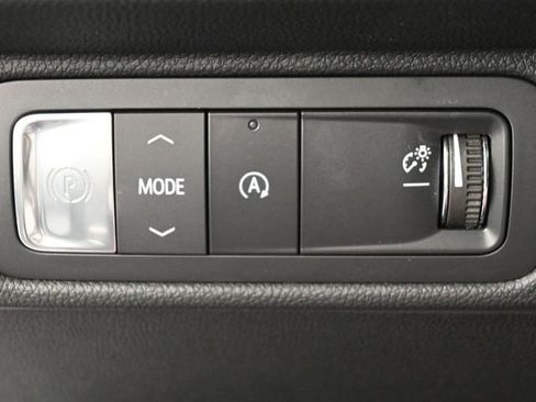 New 2026 Chevrolet Traverse LT w/ Midnight/Sport Edition FWD image 35