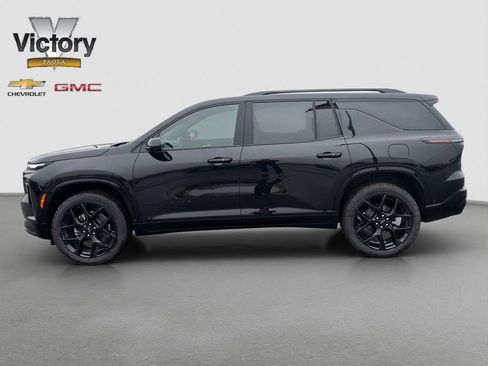 New 2026 Chevrolet Traverse RS w/ LPO, Floor Liner Package FWD image 3