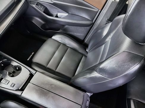Used 2021 Nissan Rogue SV w/ Premium Package FWD image 28