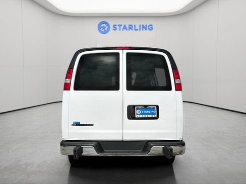 Used 2025 Chevrolet Express 2500 w/ Driver Convenience Package RWD image 7