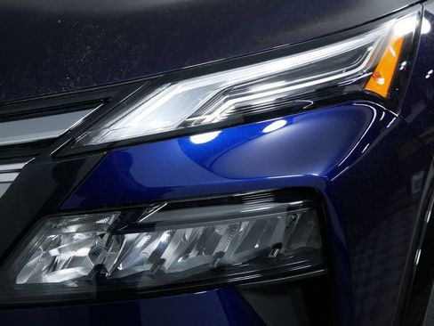 New 2026 Nissan Rogue Platinum AWD/4WD image 14