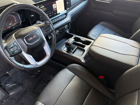 Used 2023 GMC Sierra 1500 SLT w/ SLT Premium Package AWD/4WD image 11