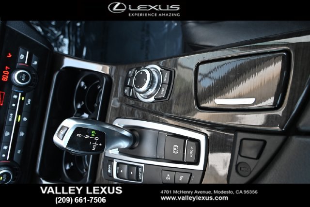 Used 2012 BMW 528i xDrive Sedan AWD/4WD image 9