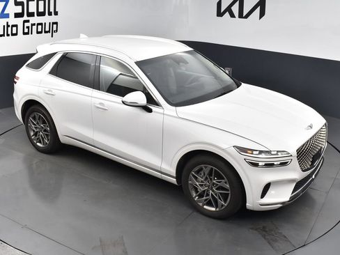 Used 2025 Genesis GV70 2.5T AWD/4WD image 15
