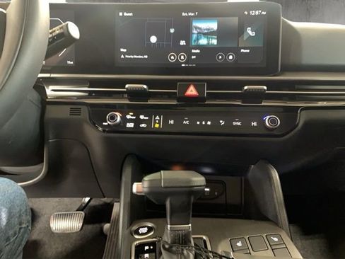 New 2026 Kia Sportage X-Line AWD/4WD image 13