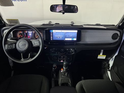 Used 2026 Jeep Wrangler Sport AWD/4WD image 21