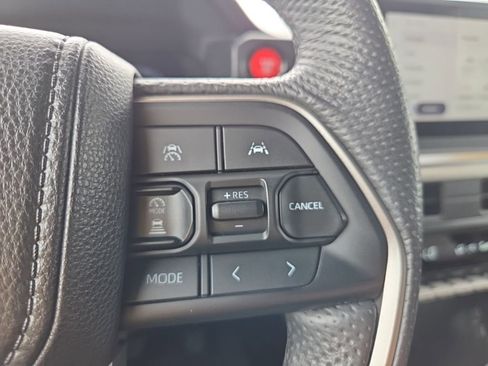 Used 2024 Toyota Tacoma TRD Off-Road image 34