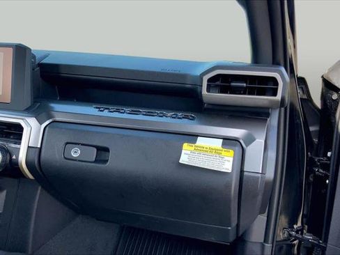 Certified 2026 Toyota Tacoma SR5 RWD image 18