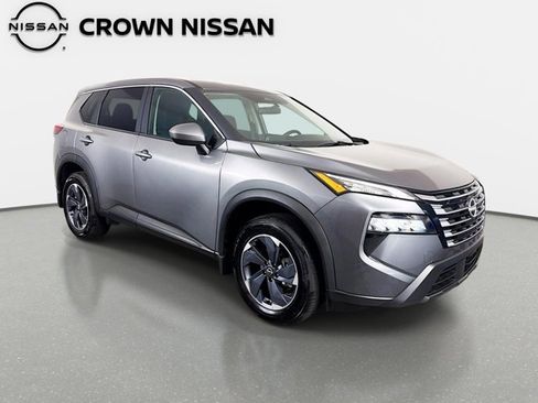 Certified 2026 Nissan Rogue SV FWD image 4