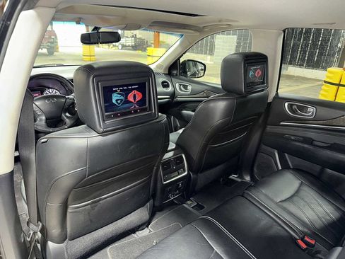 Used 2013 INFINITI JX35 AWD w/ Premium Pkg image 29