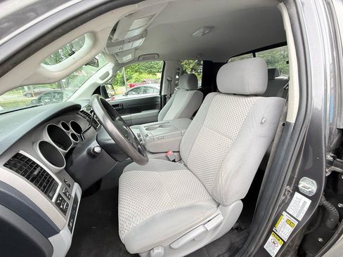 Used 2013 Toyota Tundra 4x4 Double Cab w/ Tow Pkg image 25