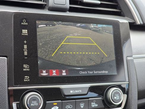 Used 2018 Honda Civic EX image 9