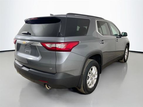 Used 2021 Chevrolet Traverse LT image 7