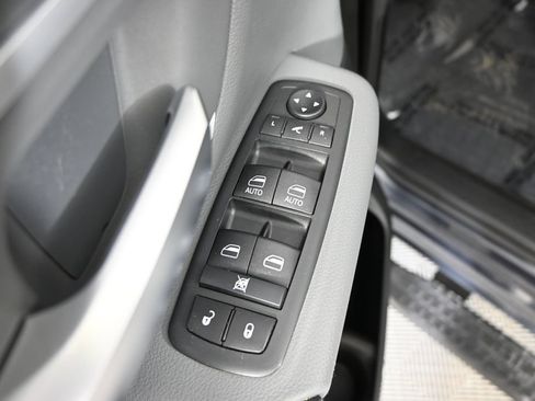 Used 2020 RAM 1500 Big Horn AWD/4WD image 19