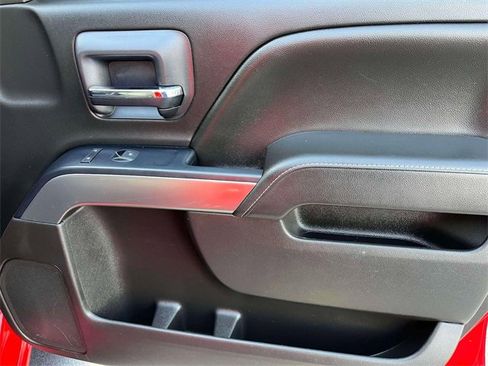 Used 2018 Chevrolet Silverado 1500 LT image 22