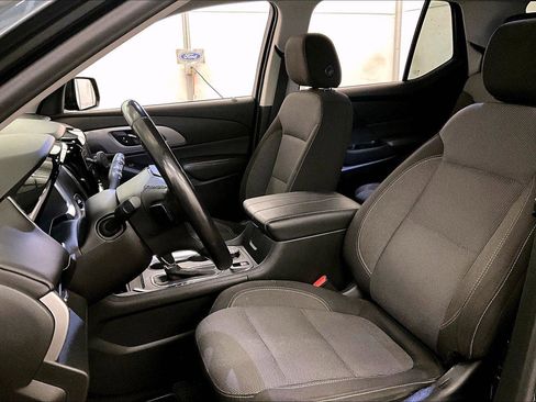 Used 2019 Chevrolet Traverse LT image 24