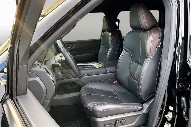 Certified 2025 Nissan Armada SL AWD/4WD image 8