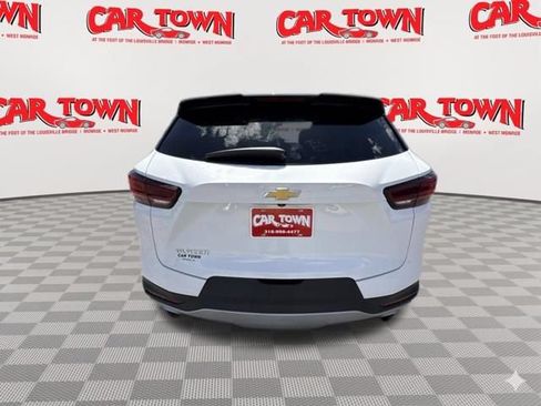 Used 2023 Chevrolet Blazer LT FWD image 15
