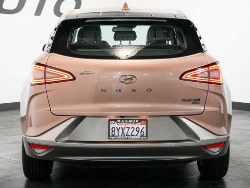 Used 2021 Hyundai Nexo Blue FWD image 5