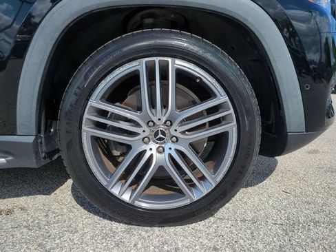Used 2022 Mercedes-Benz GLS 450 4MATIC image 11