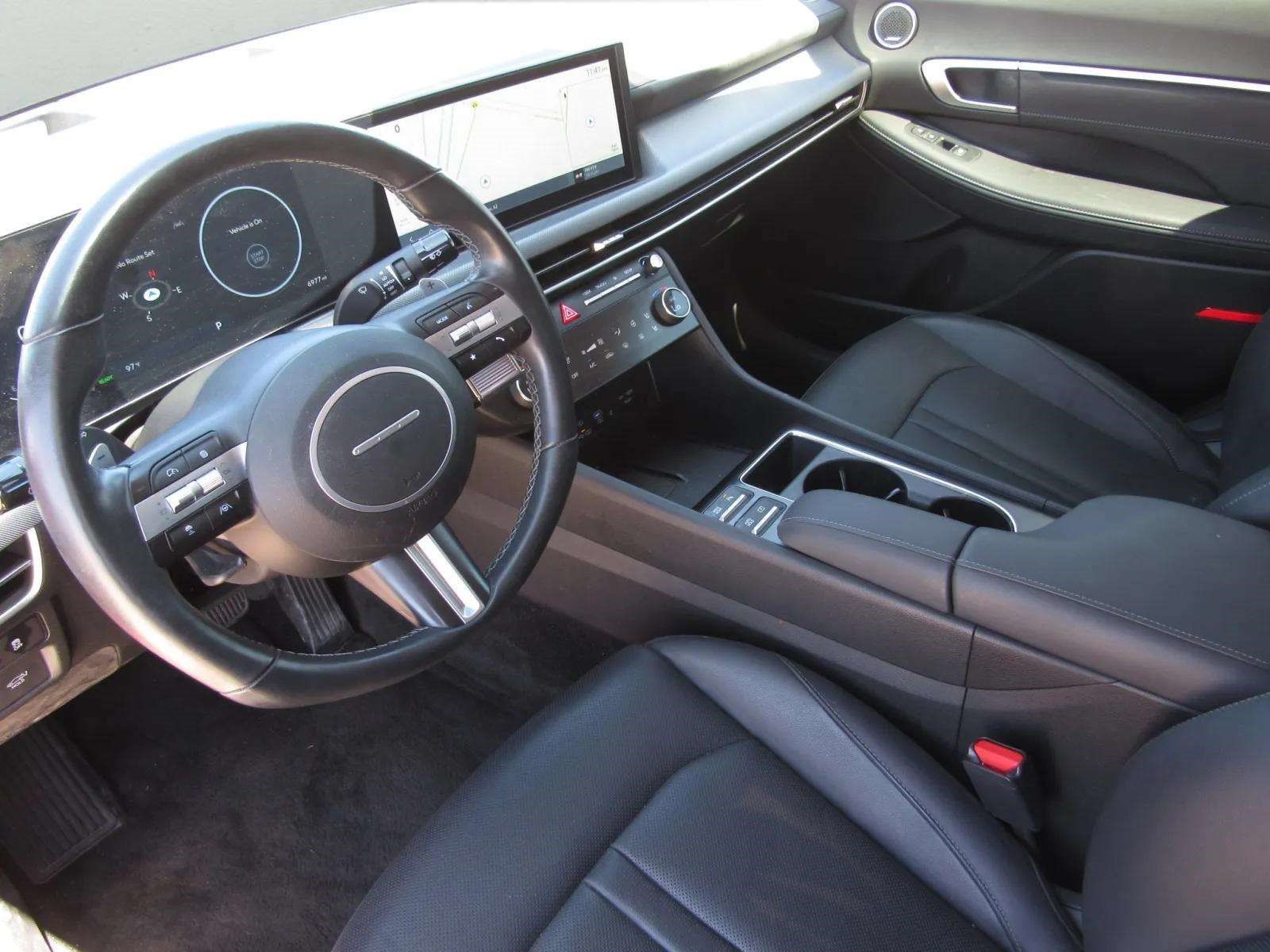Used 2026 Hyundai Sonata Limited FWD image 15