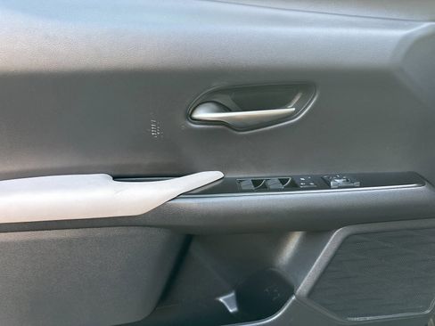 Used 2023 Lexus UX 250h FWD image 10