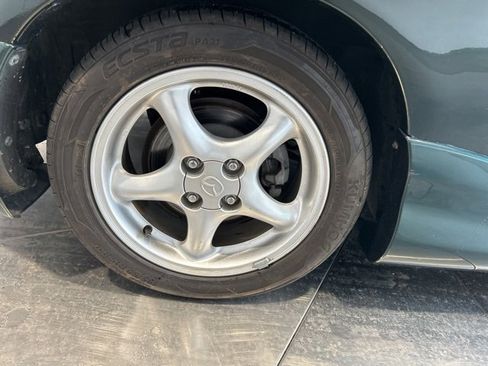 Used 2002 MAZDA MX-5 Miata image 15