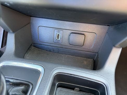 Used 2018 Ford Escape SE image 20