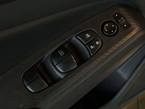 Used 2024 Nissan Altima 2.5 S image 22