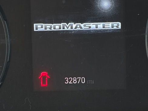 Used 2025 RAM ProMaster 2500 w/ Convenience Group FWD image 19