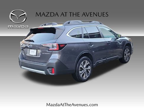 Used 2022 Subaru Outback Limited image 18