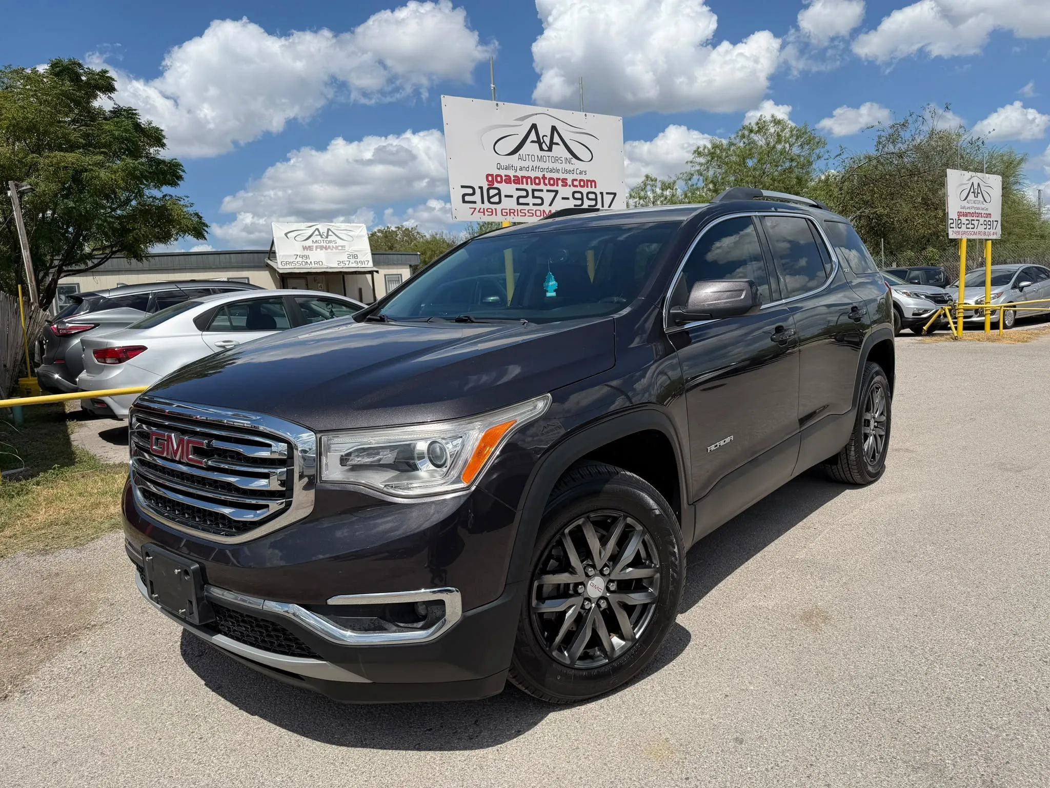Used 2017 GMC Acadia SLT FWD image 17