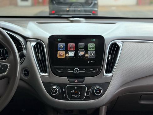 Used 2016 Chevrolet Malibu LT FWD image 21