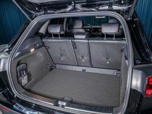 New 2026 Mercedes-Benz GLA 250 image 6