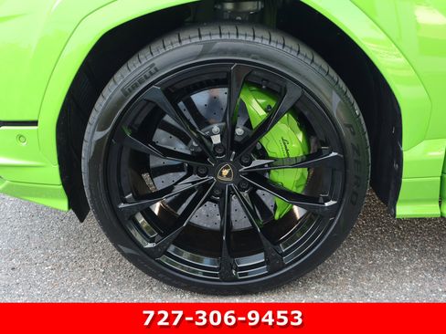 Used 2023 Lamborghini Urus S AWD/4WD image 13