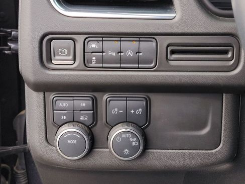 Certified 2023 Chevrolet Tahoe LS AWD/4WD image 18