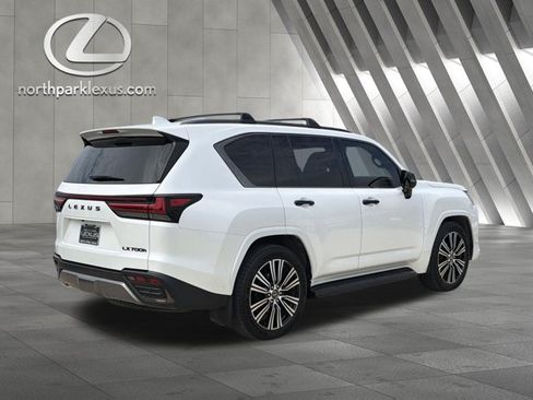 Certified 2025 Lexus LX 700h Luxury w/ Appearance Package AWD/4WD image 6