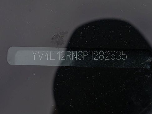 Used 2023 Volvo XC60 B5 Plus w/ Climate Package image 34