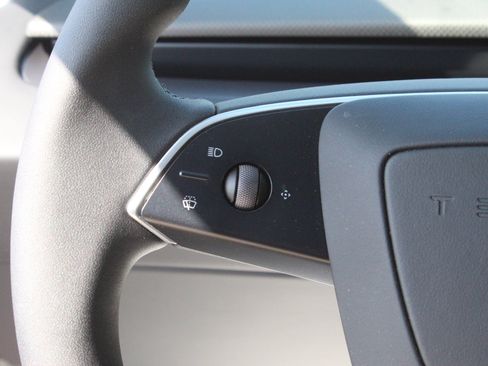 Used 2025 Tesla Model 3 Performance AWD/4WD image 16