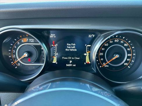 Certified 2023 Jeep Wrangler Unlimited Sahara w/ Cold Weather Group AWD/4WD image 27
