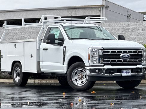 New 2026 Ford F350 XL w/ XL Chrome Package image 2