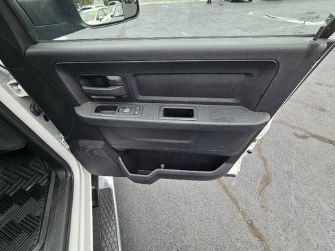 Used 2015 RAM 2500 Tradesman w/ Chrome Appearance Group AWD/4WD image 26