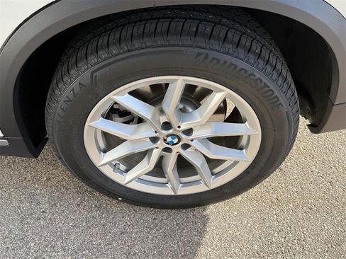 Certified 2022 BMW X5 xDrive40i w/ Premium Package image 7