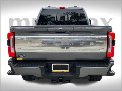 Certified 2026 Ford F350 Platinum w/ Platinum Plus Package image 9