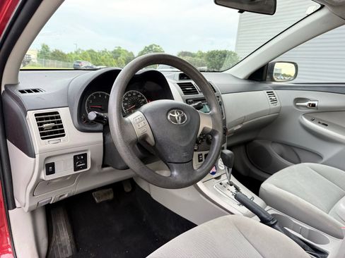 Used 2012 Toyota Corolla LE w/ Premium Pkg FWD image 13