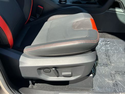 Used 2025 Ford Ranger Raptor AWD/4WD image 18