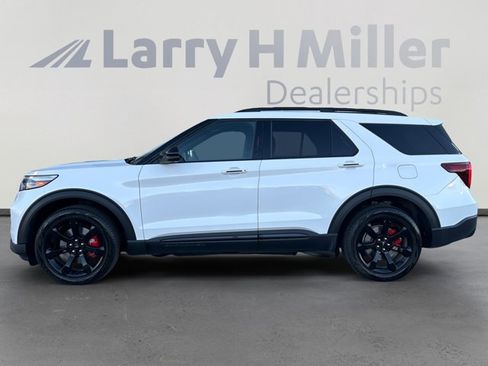 Certified 2022 Ford Explorer ST w/ Equipment Group 401A image 2