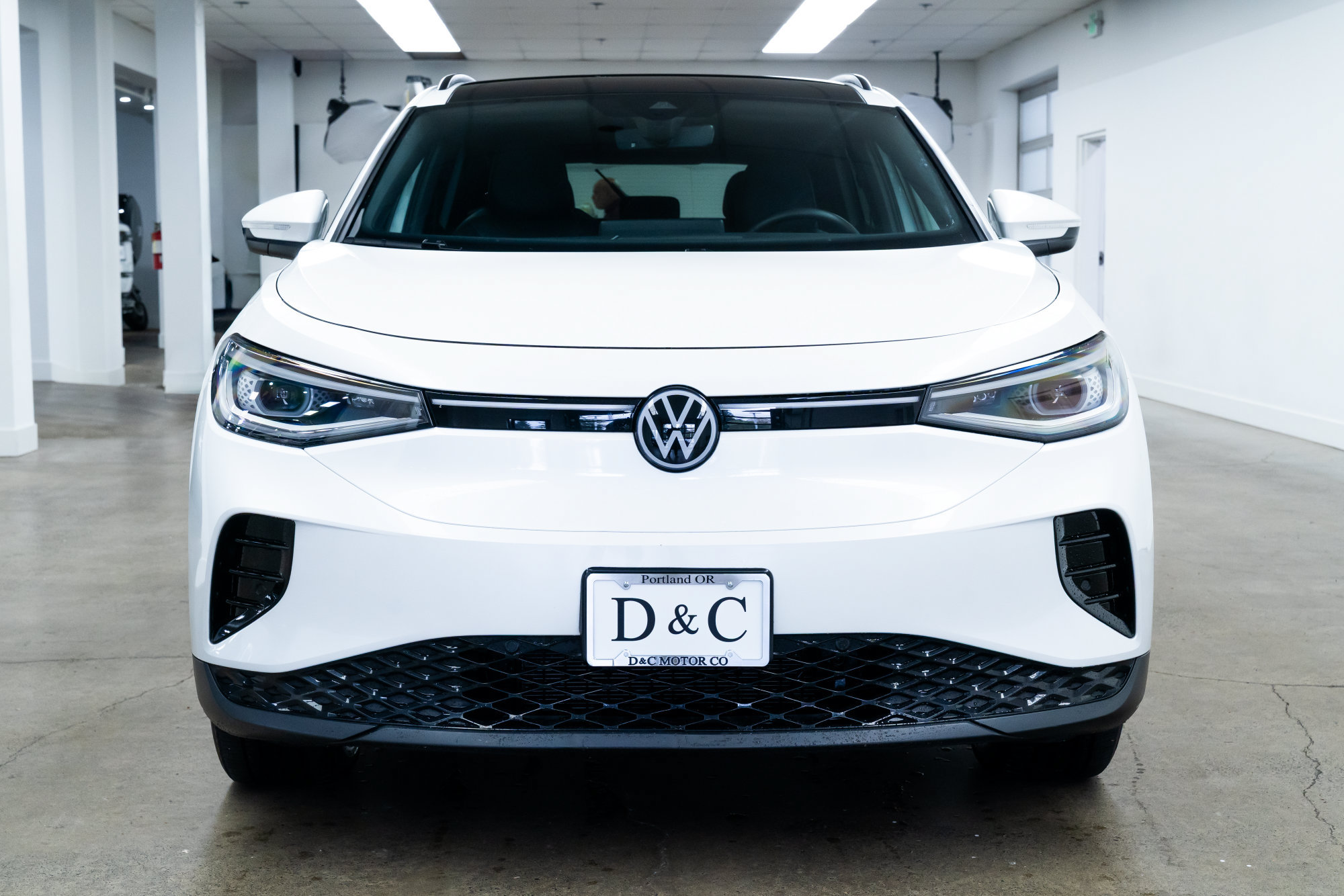 Used 2023 Volkswagen ID.4 Pro S AWD/4WD image 2